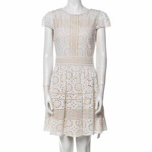 Alice + Olivia Lace Pattern Mini Dress Size: S | US 4 - NWT